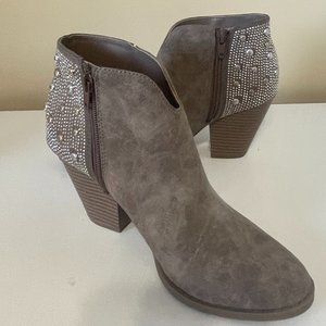 GBG Faux Suede Studded Western Inspired Taupe Fashion Bootie In 7.5 Medium